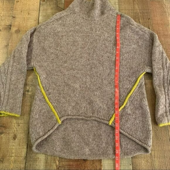 Moth womens oversized high low long sleeve turtleneck sweater - XS - Picture 3 of 11